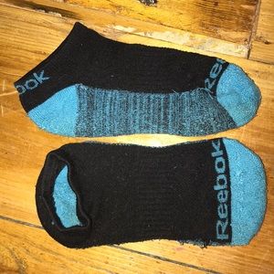 4 pairs of Reebok socks